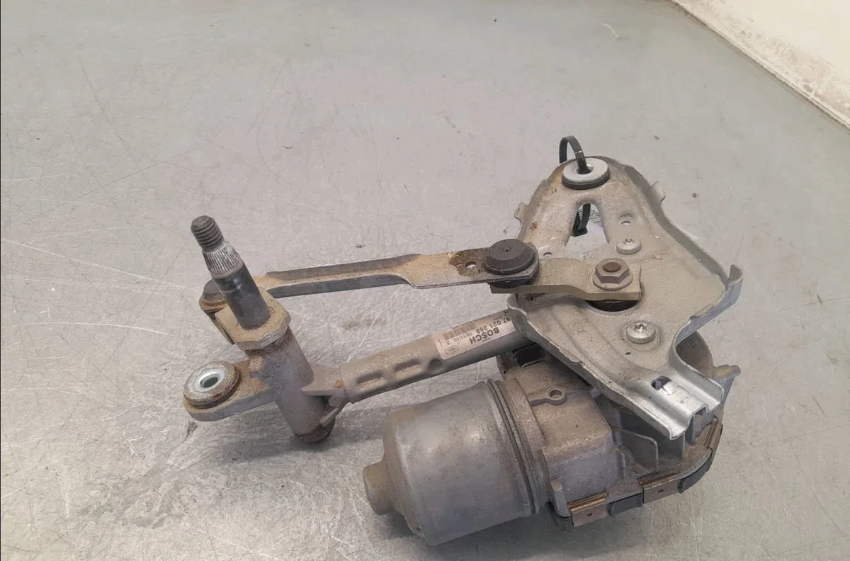 Moteur essuie-glace avant Peugeot 5008 (0U_, 0E_) 1.6 hdi (2010-2017) 5 portes occasion