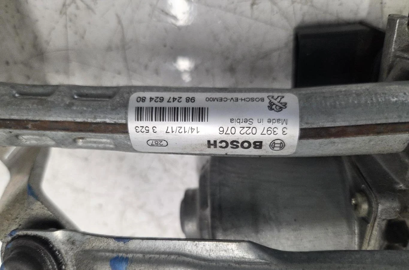 Moteur essuie-glace avant PEUGEOT 5008 2 PHASE 1 occasion