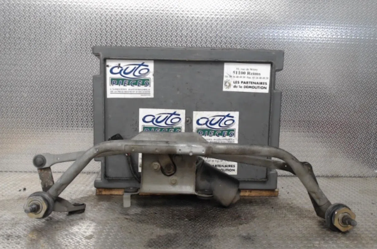 Moteur essuie-glace avant Peugeot EXPERT Camionnette (222) 1.9 d 70 (1998-2006) occasion