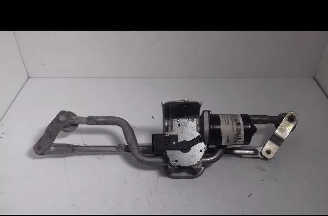 Moteur essuie-glace avant Peugeot EXPERT Camionnette (VF3A_, VF3U_, VF3X_) 1.6 hdi 90 8v (2007) occasion