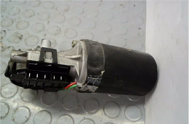 Moteur essuie-glace avant Porsche BOXSTER (986) 2.7 (1999-2002) occasion