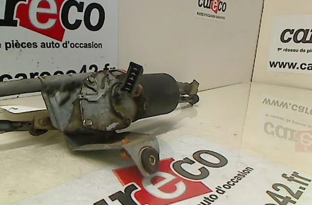 Moteur essuie-glace avant Renault 11 (B-C37_) 1.4 (b-c373) (1983-1985) occasion