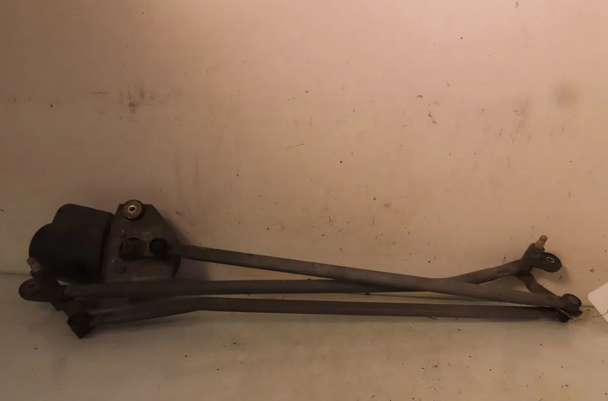 Moteur essuie-glace avant Renault 21 A trois volumes (L48_) 1.7 (l48e) (1989-1994) occasion