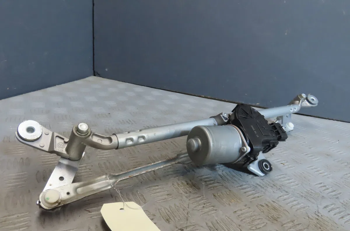 Moteur essuie-glace avant RENAULT ARKANA 2023 occasion