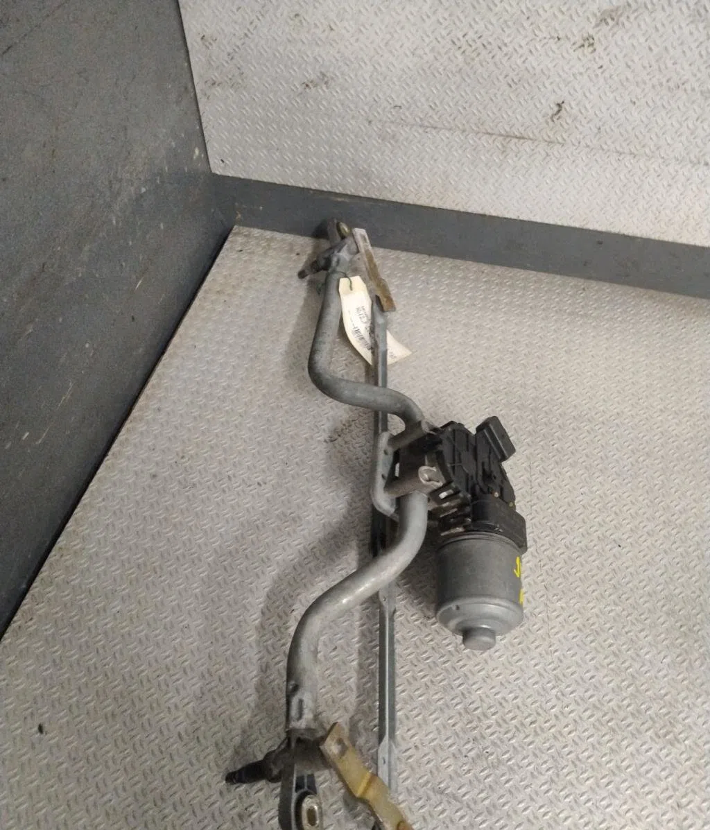 Moteur essuie-glace avant RENAULT CLIO 2  CLIO 2 PHASE 2 occasion
