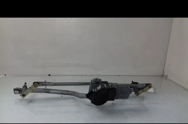 Moteur essuie-glace avant RENAULT CLIO 2003 occasion