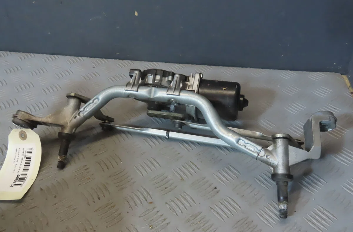 Moteur essuie-glace avant RENAULT CLIO 2013 occasion