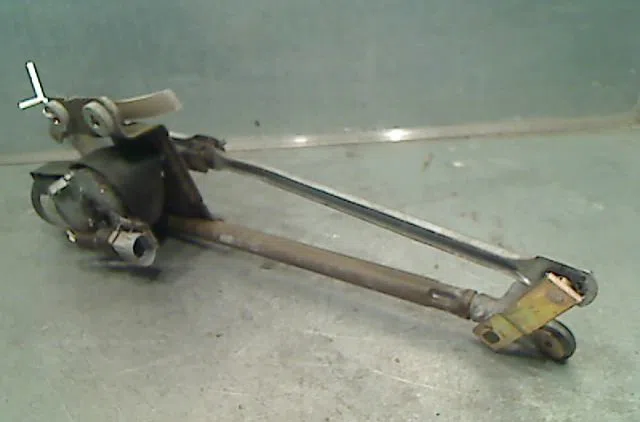 Moteur essuie-glace avant RENAULT CLIO I Phase 1 06-1990--03-1994 occasion