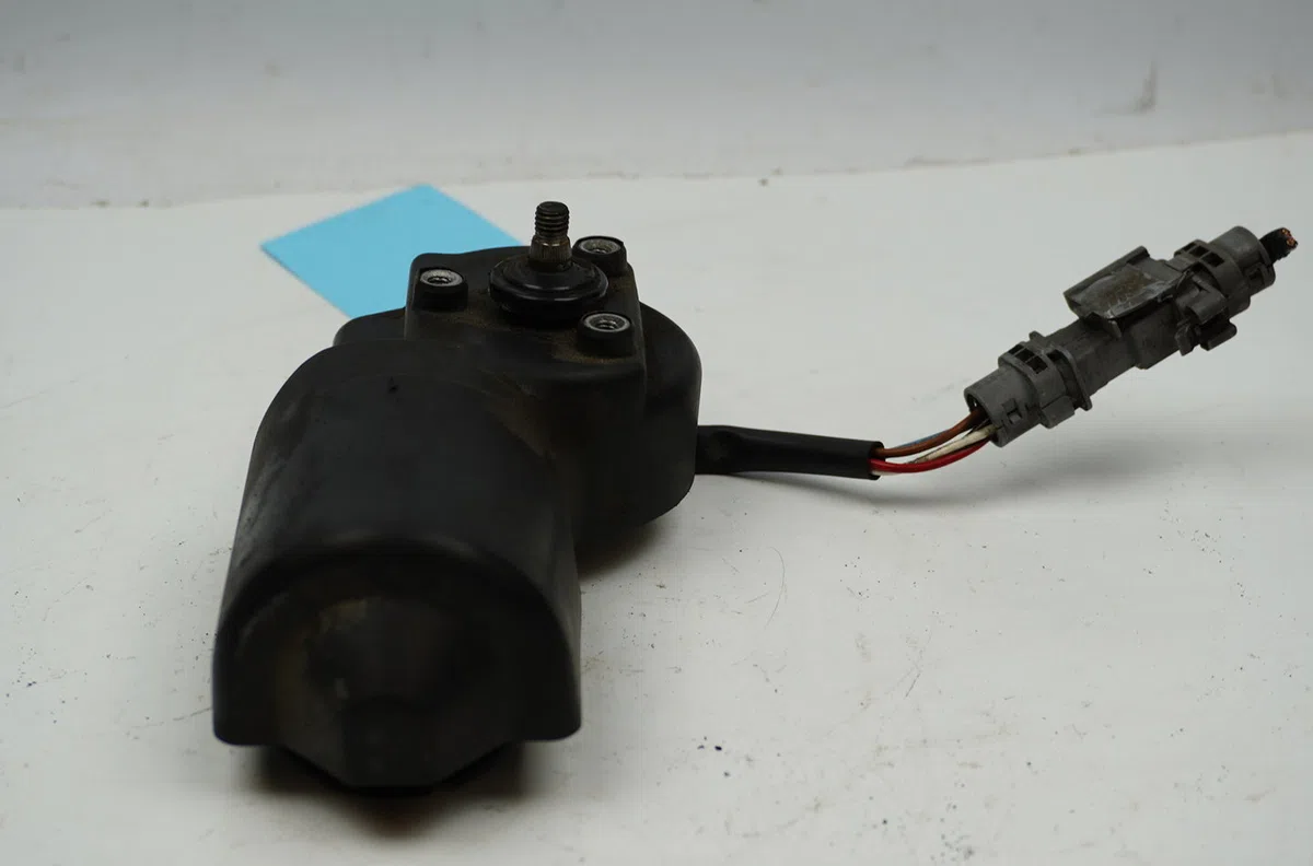 Moteur essuie-glace avant Renault CLIO II (BB_, CB_) 1.4 (b-cb0c, b-cb0s) (1998-2005) occasion
