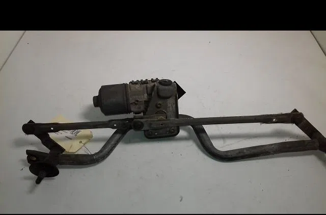 Moteur essuie-glace avant Renault CLIO II (BB_, CB_) 1.5 dci (b-cb08) (2001-2005) 5 portes occasion