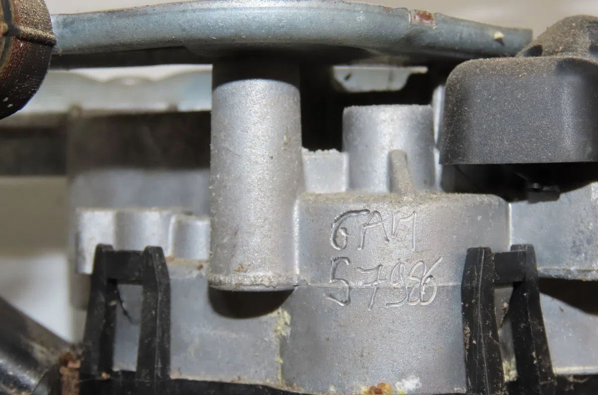 Moteur essuie-glace avant Renault CLIO III Grandtour (KR0-1_) 1.2 16v (kr0p) (2007-2012) occasion