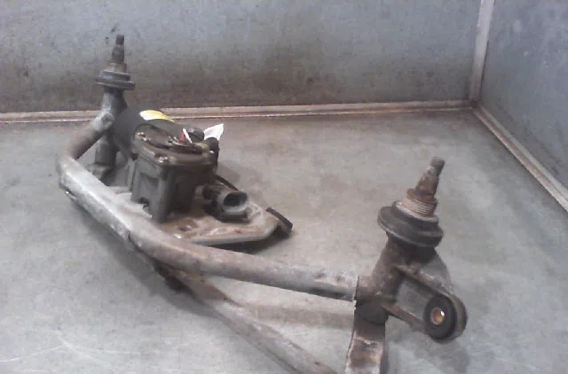 Moteur essuie-glace avant RENAULT ESPACE 2000 occasion