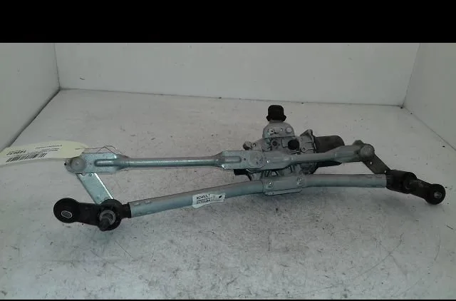 Moteur essuie-glace avant Renault EXPRESS Camionnette-Monospace 1.5 blue dci 95 (f6ab) (2021) occasion