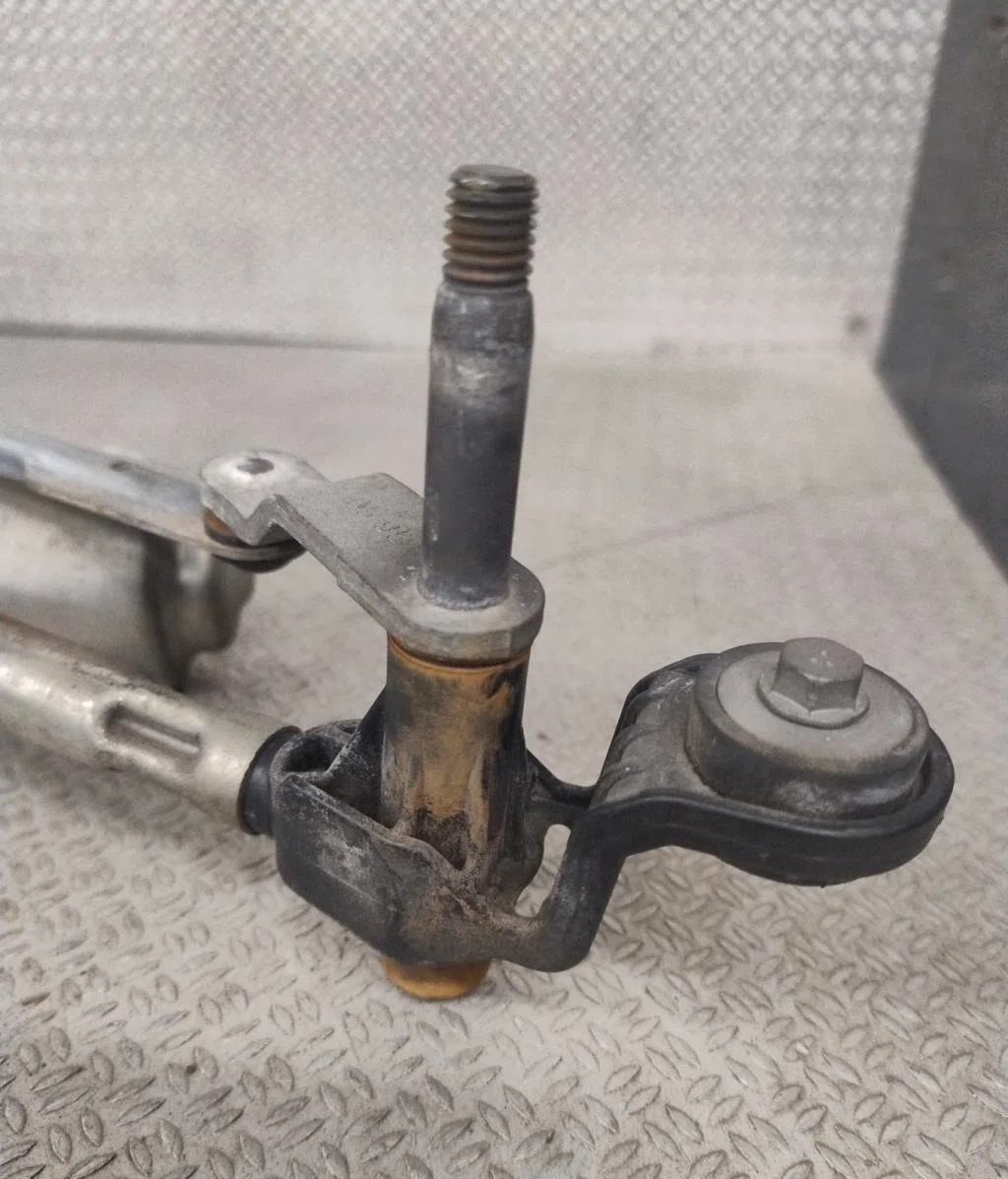 Moteur essuie-glace avant RENAULT FLUENCE  FLUENCE PHASE 1 occasion