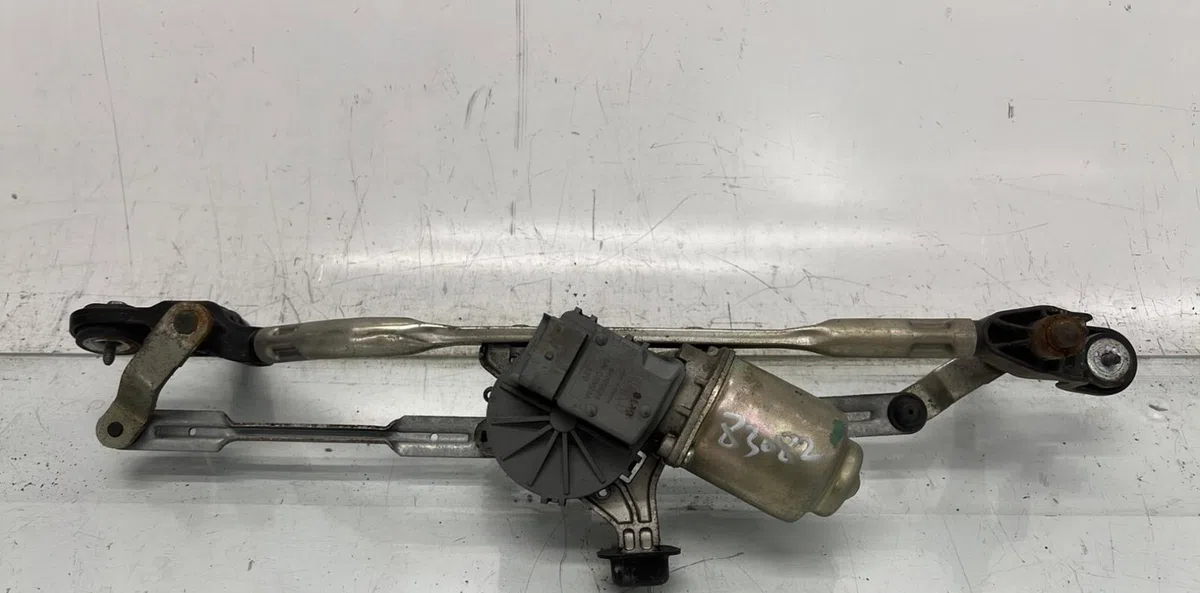 Moteur essuie-glace avant RENAULT FLUENCE PHASE 1 occasion