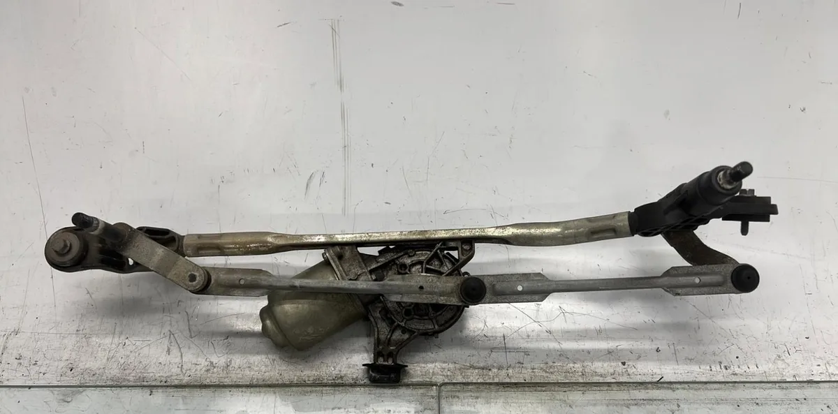 Moteur essuie-glace avant RENAULT FLUENCE PHASE 1 occasion