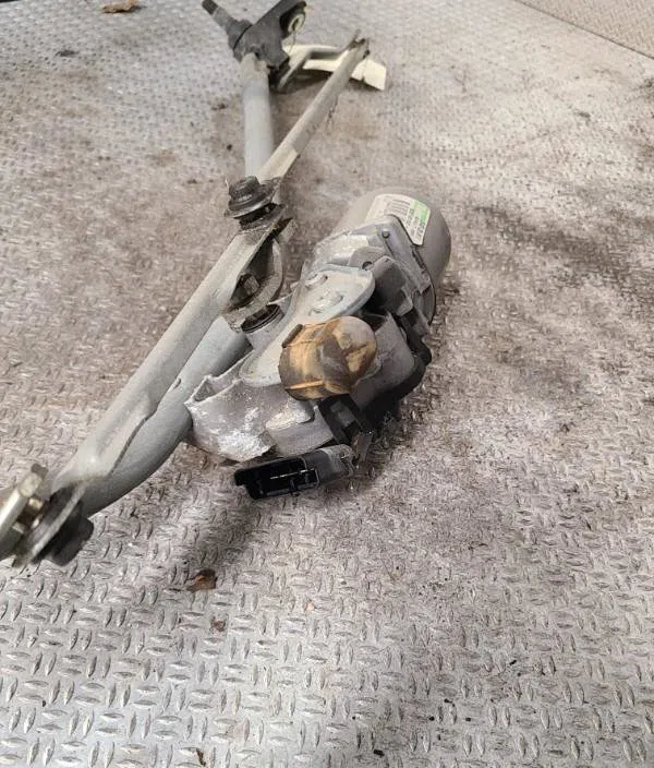 Moteur essuie-glace avant RENAULT KANGOO 2  KANGOO 2 PHASE 2 occasion