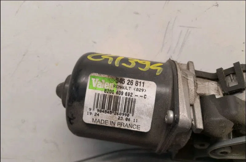 Moteur essuie-glace avant Renault KANGOO - GRAND KANGOO II (KW0-1_) 1.5 dci 110 (kw0c, kw0h) (2010) occasion