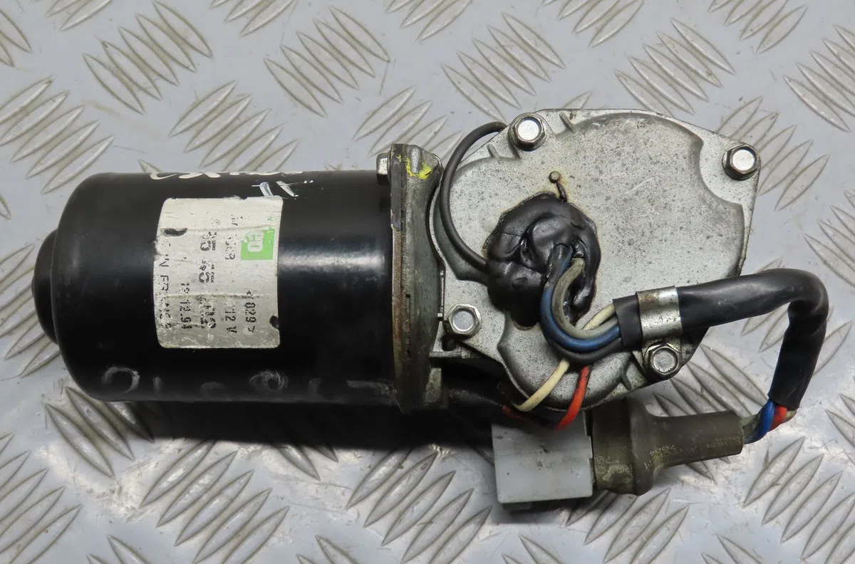 Moteur essuie-glace avant Renault KANGOO (KC0-1_) 1.9 dci 4x4 (kc0v) (2001) occasion