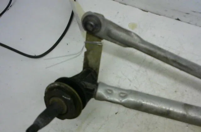 Moteur essuie-glace avant RENAULT KANGOO occasion