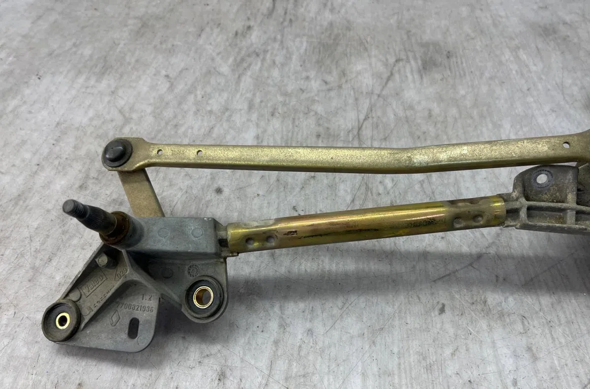 Moteur essuie-glace avant RENAULT LAGUNA 1 PHASE 1 occasion