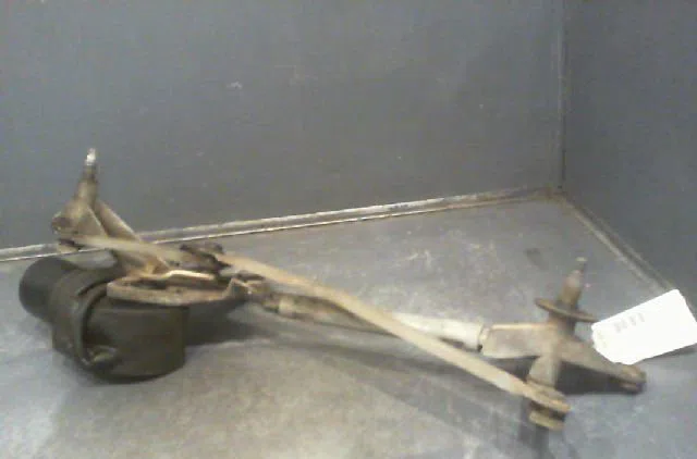 Moteur essuie-glace avant RENAULT LAGUNA 1999 occasion