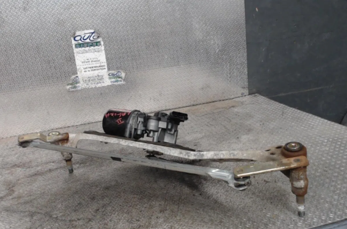 Moteur essuie-glace avant RENAULT LAGUNA 2  LAGUNA 2 PHASE 1 occasion