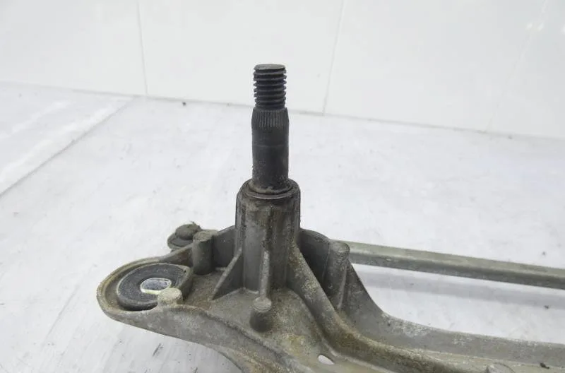 Moteur essuie-glace avant RENAULT LAGUNA 2 PHASE 1 BREAK occasion