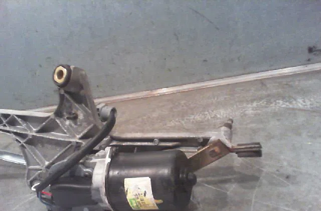 Moteur essuie-glace avant RENAULT LAGUNA occasion