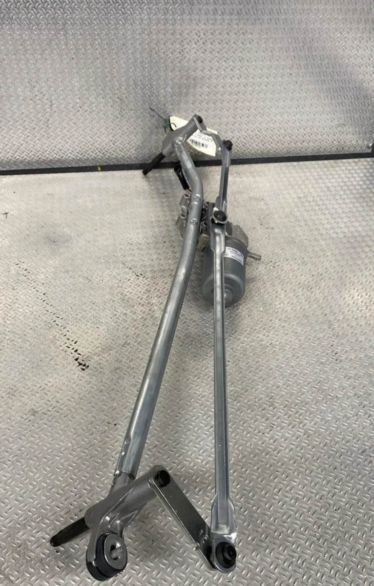 Moteur essuie-glace avant RENAULT MASTER 3 PHASE 3 CHASSIS occasion
