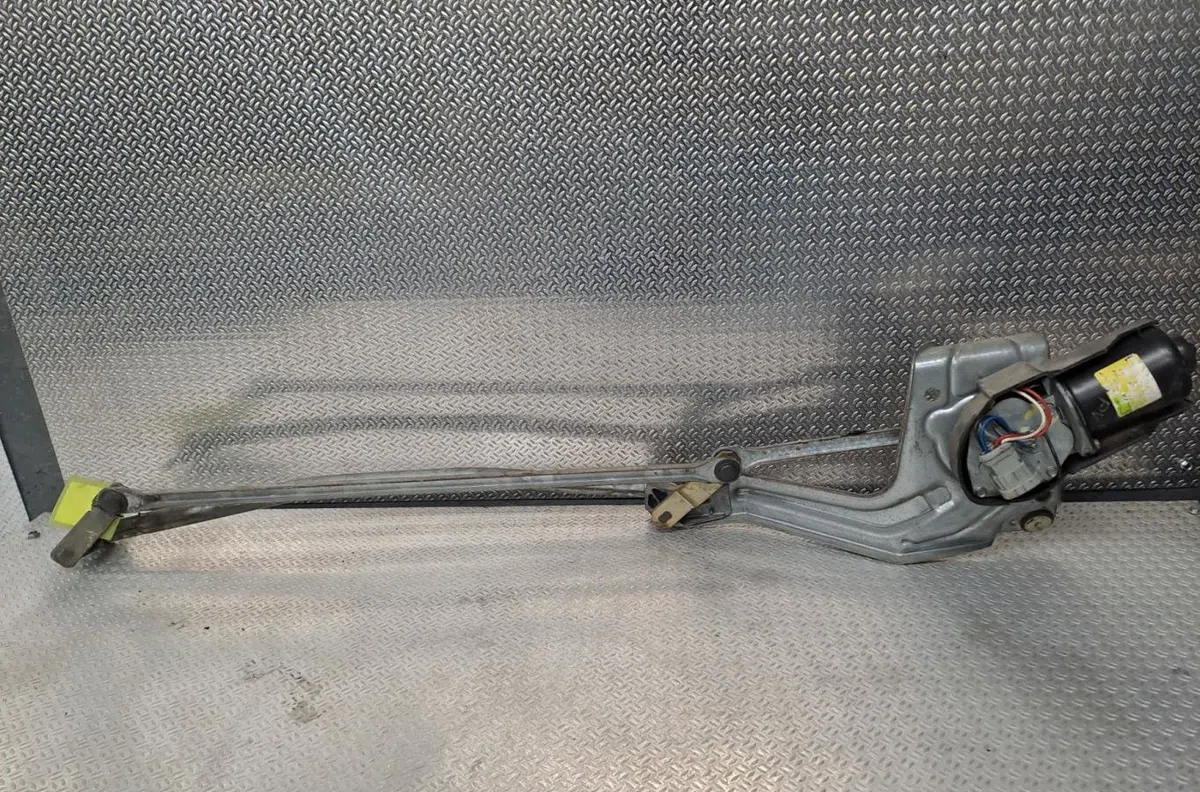 Moteur essuie-glace avant RENAULT MEGANE 1  MEGANE 1 PHASE 1 COUPE occasion