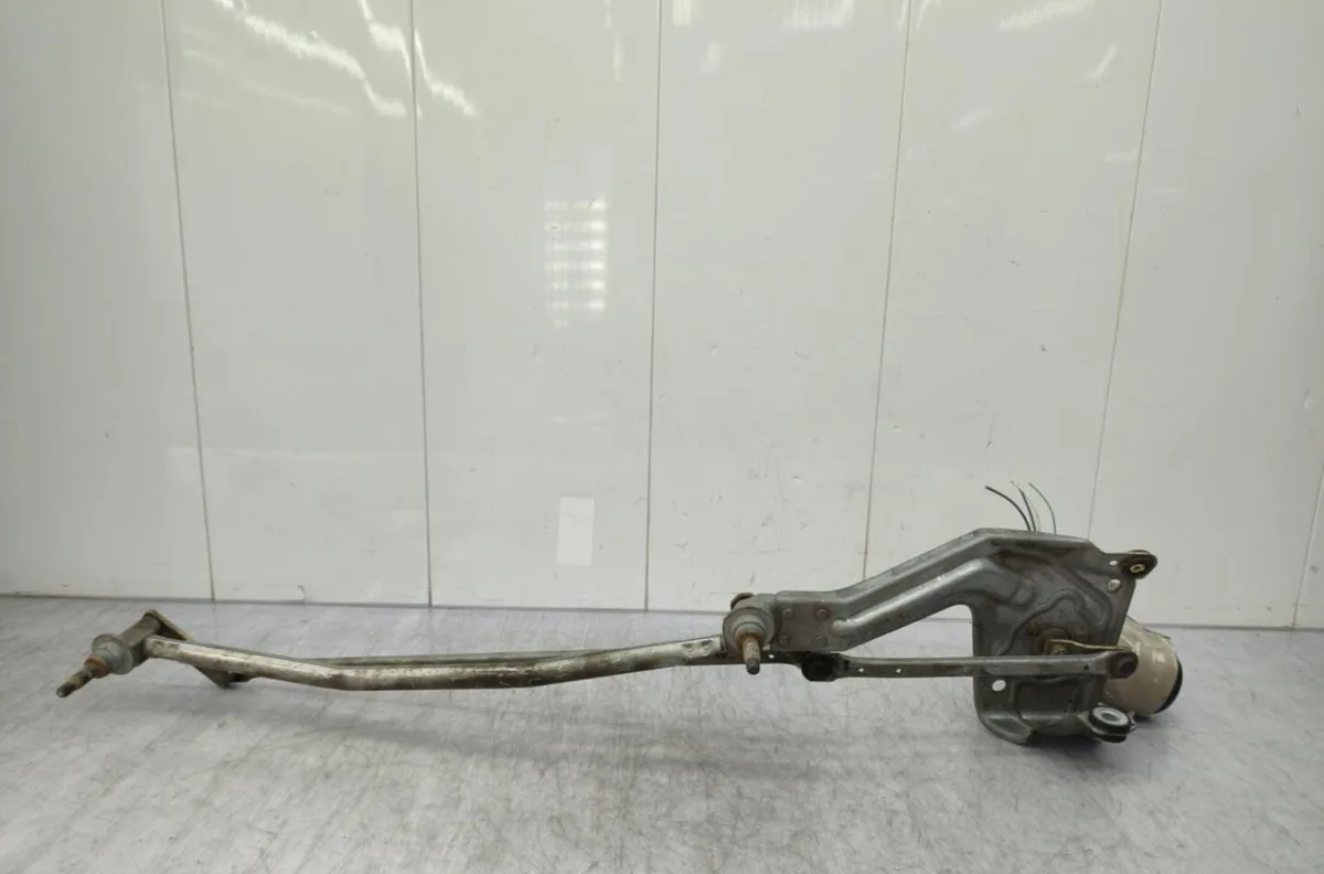 Moteur essuie-glace avant RENAULT MEGANE 1 PHASE 2 COUPE occasion