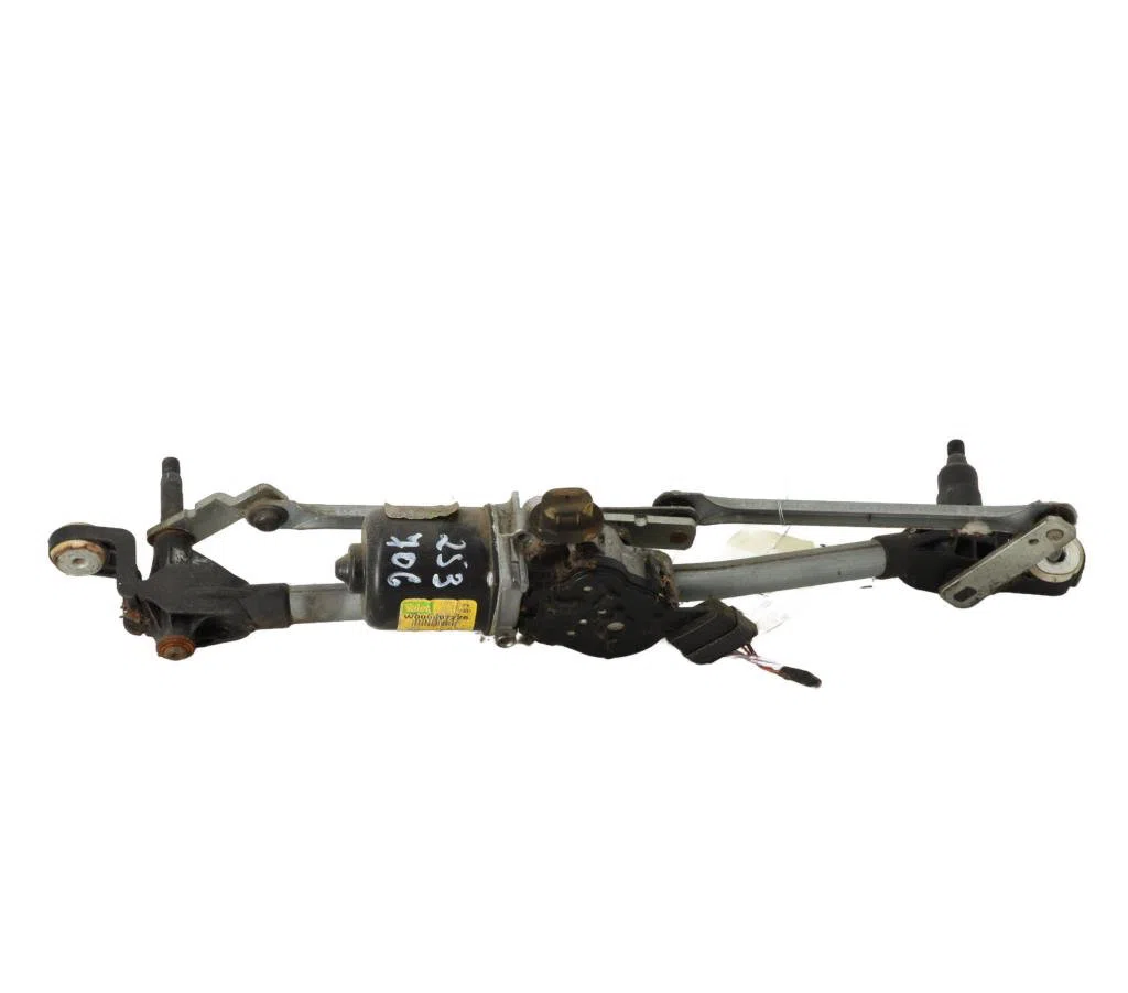 Moteur essuie-glace avant Renault MEGANE CC (EZ0-1_) 1.5 dci (ez09, ez1g, ez0d, ez14) (2010) occasion
