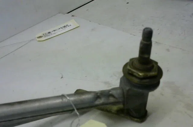Moteur essuie-glace avant Renault MEGANE I (BA0-1_) 1.6 16v (ba04, ba0b, ba11, ba1j, ba16, ba19, ba1k, ba1v,... (1999-20