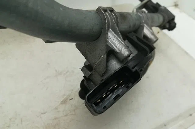 Moteur essuie-glace avant RENAULT MEGANE III 2010 occasion