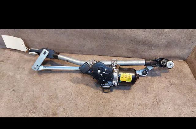 Moteur essuie-glace avant Renault MEGANE III 3-5 portes (BZ0-1_, B3_) 1.4 tce (bz0f, bz1v) (2009) occasion