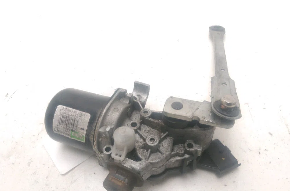 Moteur essuie-glace avant Renault MEGANE III 3-5 portes (BZ0-1_, B3_) 1.6 dci (bz00, bz12, bz13) (2011-2015) 5 portes oc