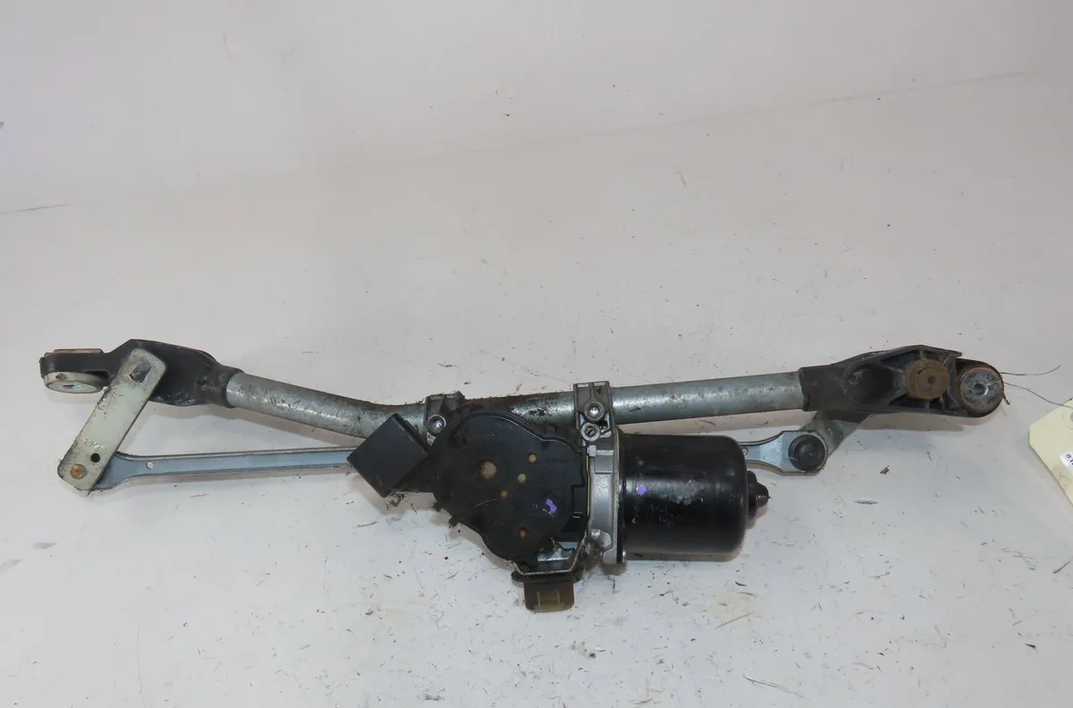 Moteur essuie-glace avant Renault MEGANE III Coupé (DZ0-1_) 1.5 dci (dz0b) (2009) occasion