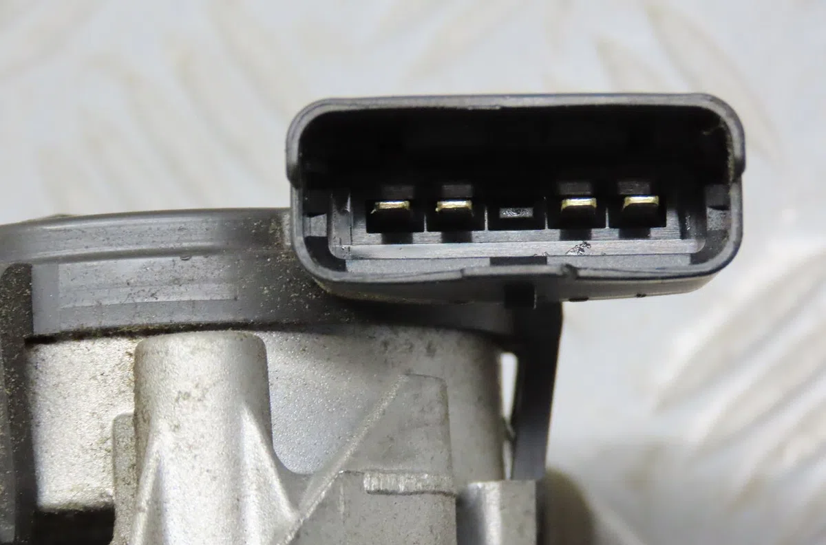 Moteur essuie-glace avant Renault MEGANE III Coupé (DZ0-1_) 1.9 dci (dz0n, dz0j, dz1j, dz1k) (2008-2015) occasion
