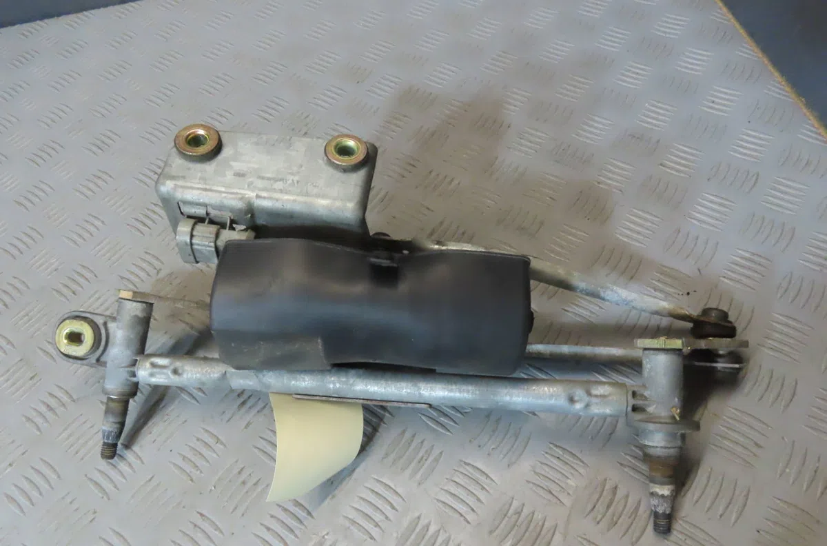 Moteur essuie-glace avant Renault MEGANE Scenic (JA0-1_) 1.6 16v (ja0b, ja04, ja11, ja00) (1998-1999) occasion