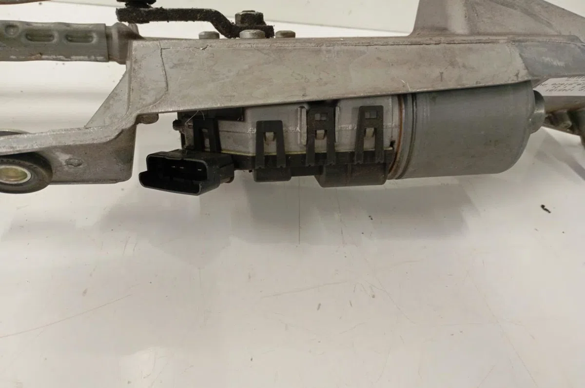 Moteur essuie-glace avant Renault MODUS - GRAND MODUS (F-JP0_) 1.2 (jp0c, jp0k, fp0c, fp0k, fp0p, jp0p, jp0t) (2004) 5 p