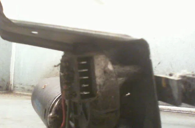 Moteur essuie-glace avant RENAULT R5 1989 occasion