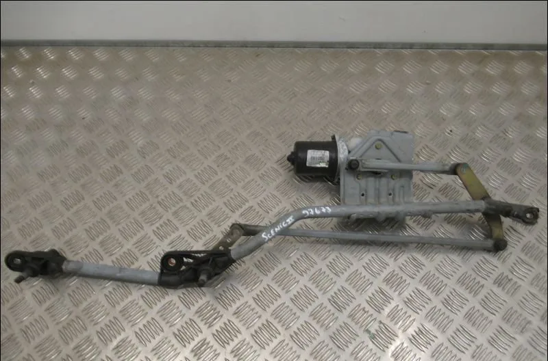 Moteur essuie-glace avant Renault SCÉNIC II (JM0-1_) 1.5 dci (jm1e, jm16) (2005-2008) 5 portes occasion