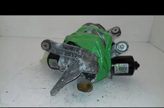 Moteur essuie-glace avant Renault SCÉNIC III (JZ0-1_) 1.5 dci (2009) 5 portes occasion