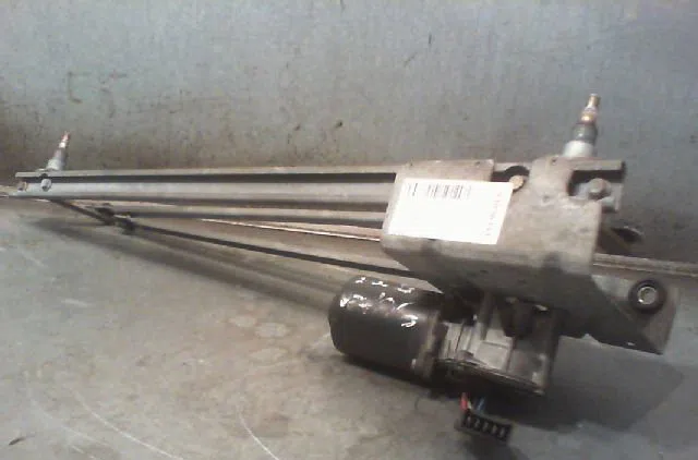 Moteur essuie-glace avant RENAULT TRAFIC 1999 occasion