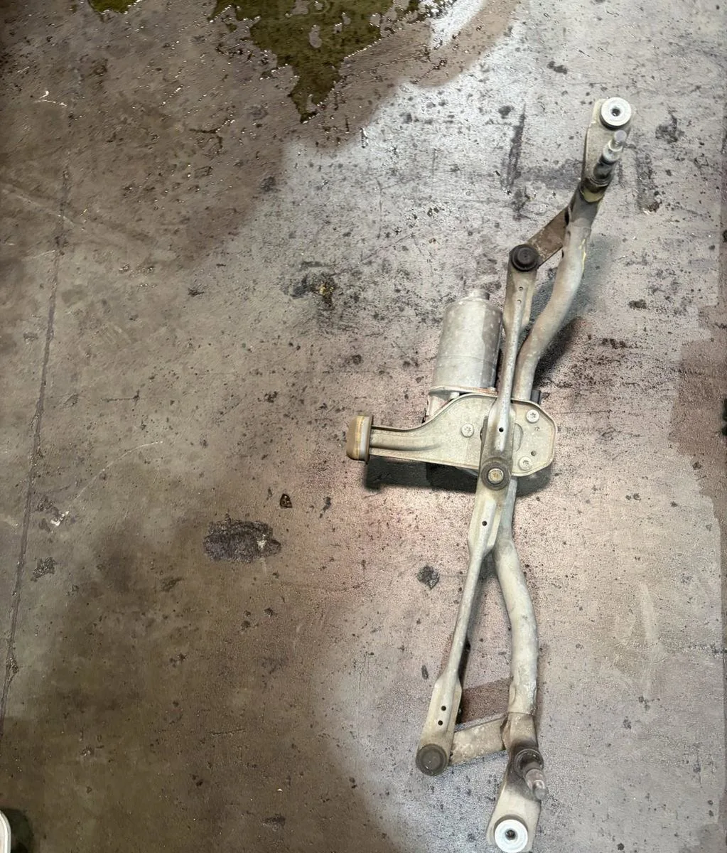 Moteur essuie-glace avant Renault TRAFIC III Camionnette (FG_) 1.6 dci 115 (fgmd) (2014) occasion