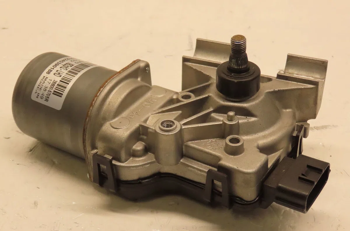 Moteur essuie-glace avant Renault TRAFIC III Camionnette (FG_) 2.0 dci 110 (fgmw) (2021) occasion