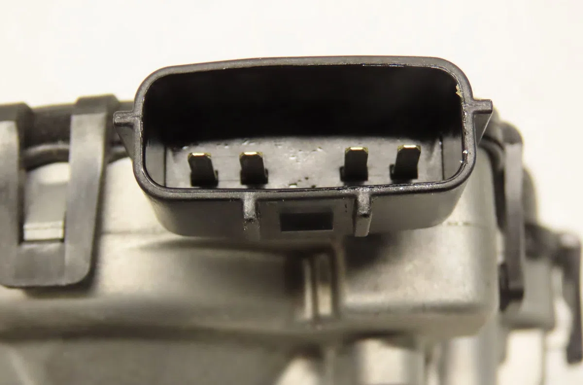 Moteur essuie-glace avant Renault TRAFIC III Camionnette (FG_) 2.0 dci 110 (fgmw) (2021) occasion