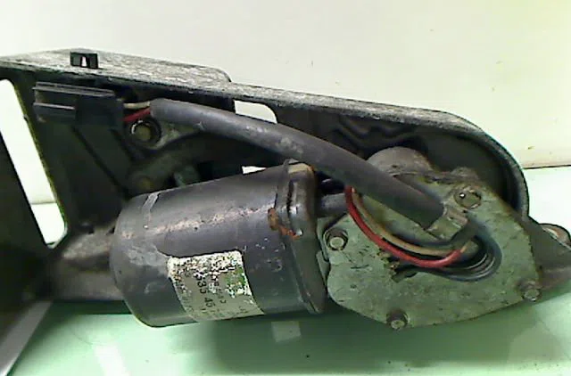 Moteur essuie-glace avant RENAULT TWINGO 1995 occasion