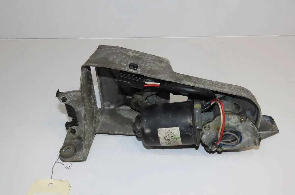 Moteur essuie-glace avant Renault TWINGO I (C06_) 1.2 (c063, c064) (1993-1996) 3 portes occasion